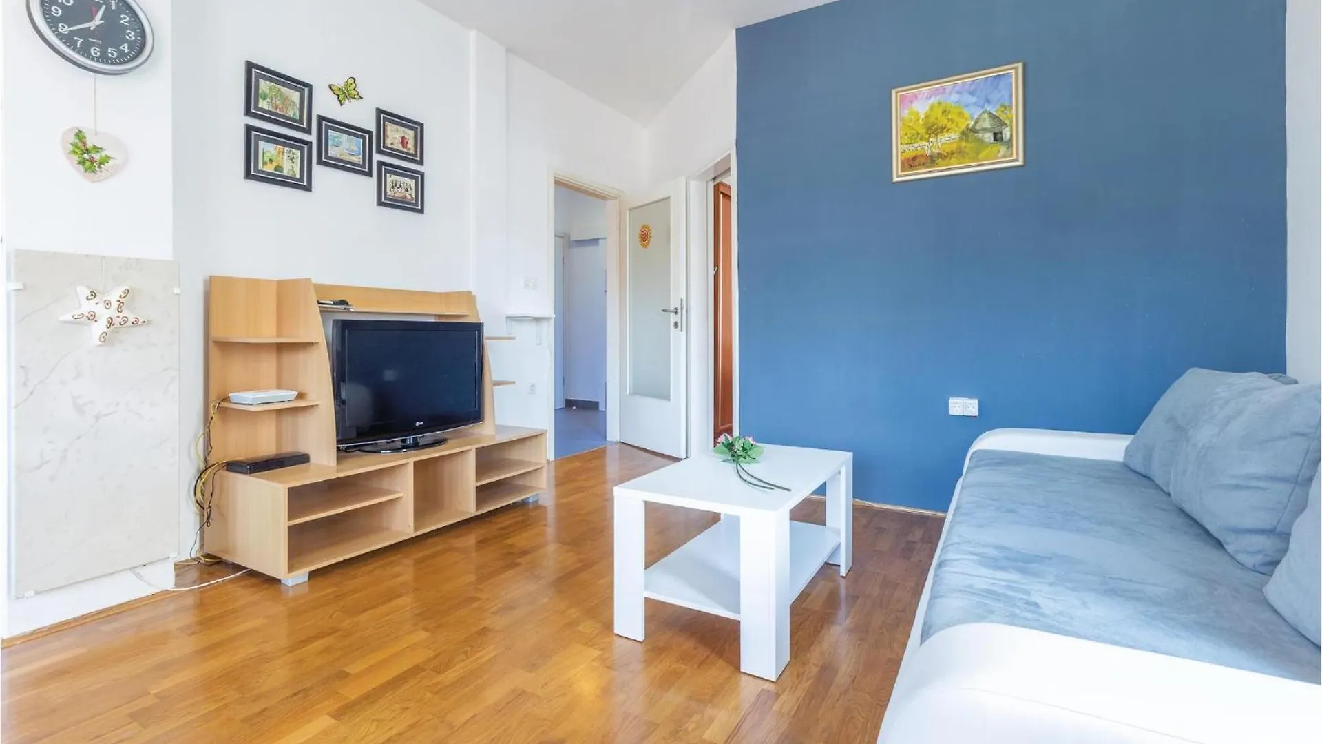 Lovely Apartment In Umag With Kitchen קרואטיה